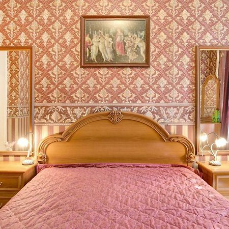 Aristocratic, Elegant, Designer Top Central Apartment Sofia Extérieur photo