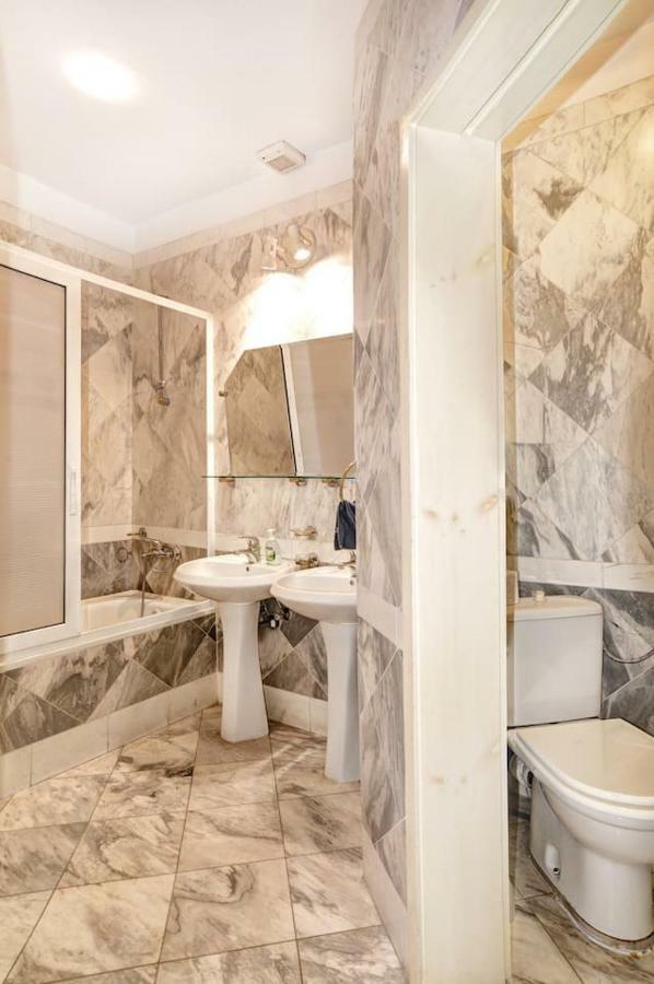 Aristocratic, Elegant, Designer Top Central Apartment Sofia Extérieur photo
